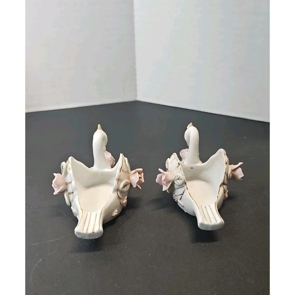 Vintage Swan Trinket Dish Or Personal Ashtrays Made In Japan Set of 2